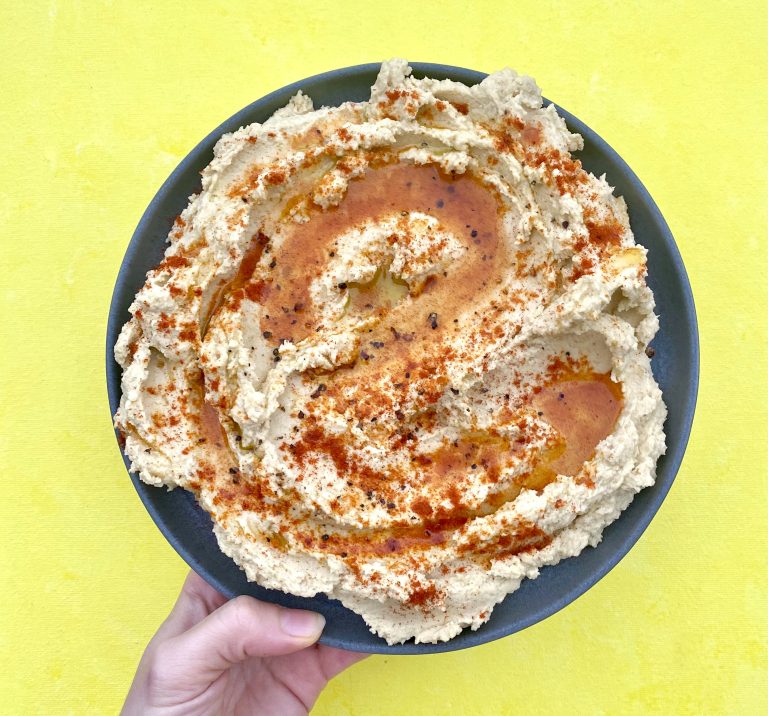 Read more about the article NAJLEPŠÍ DOMÁCI HUMMUS